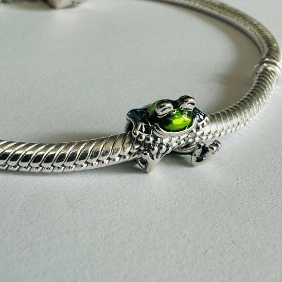 Authentic Pandora Climbing FROG Charm / Pandora charms / Pandora bracelet - Picture 3 of 7